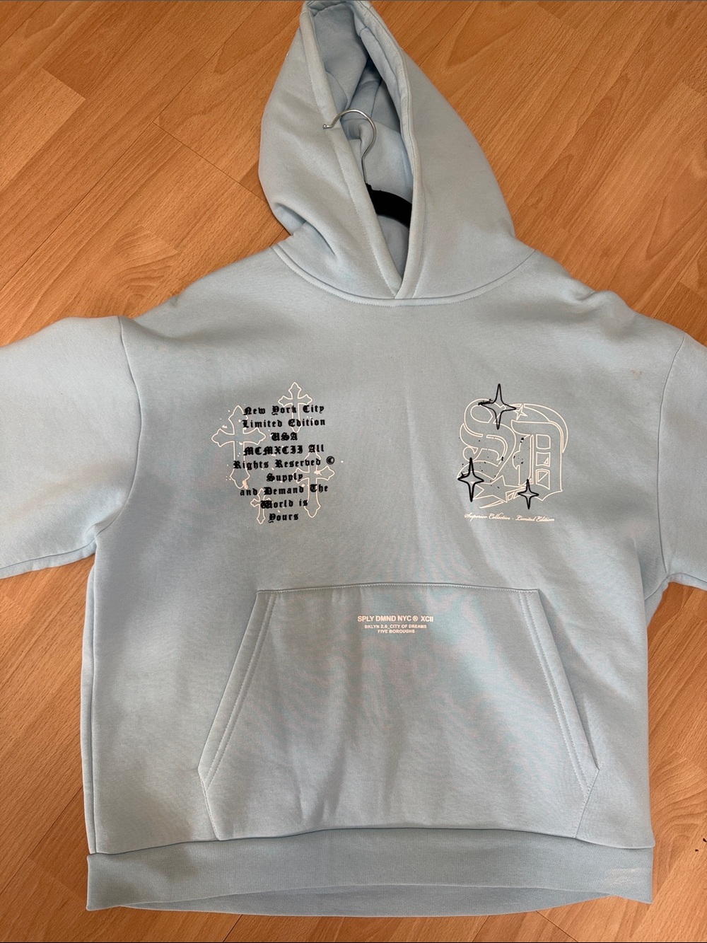 Men's Light Blue Graphic Crewneck Hoodie